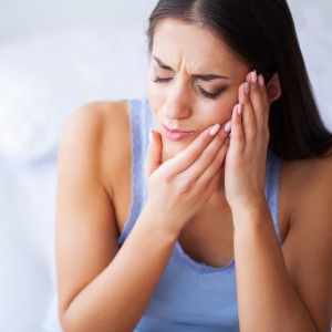 Emergency Steps for Tooth Pain From a Dentist Near Me in Niles